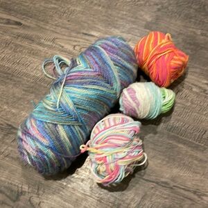 Random spools/balls of yarn.